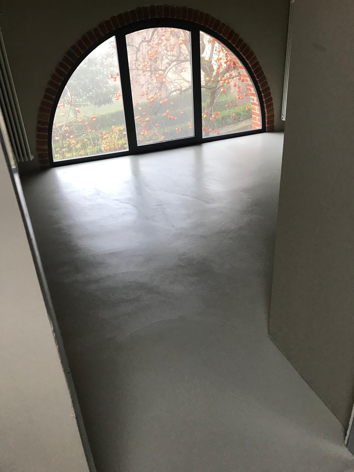 realizzazione di pavimentazioni in resina industriale