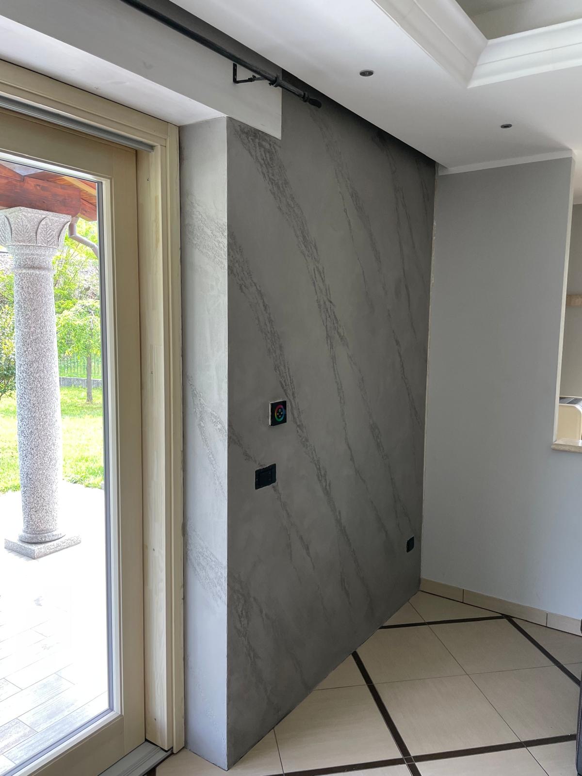 realizzazione di Parete decorativa effetto pietra